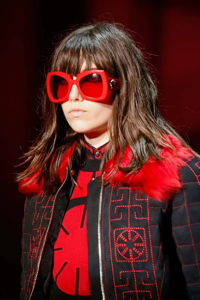 Look 34